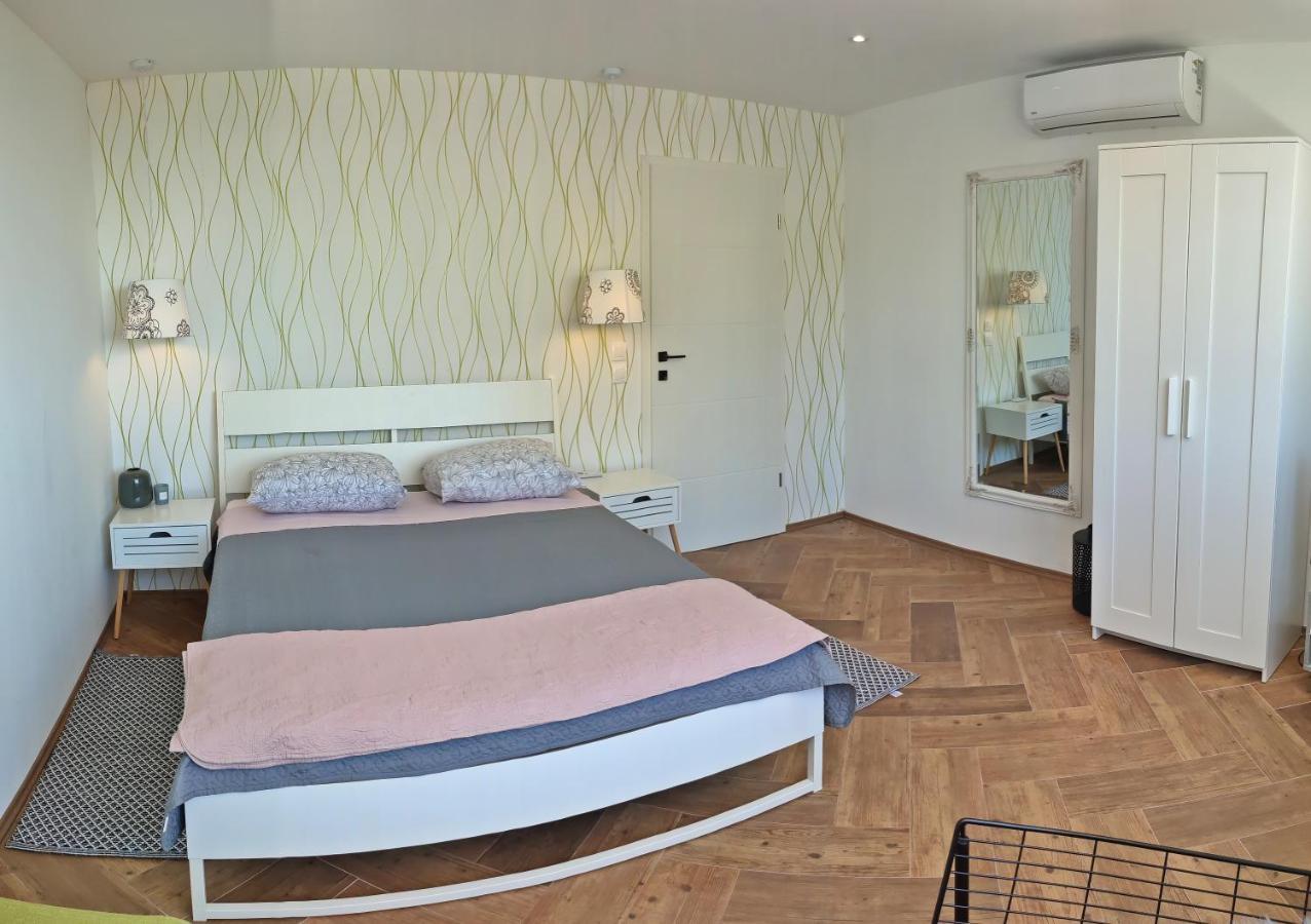 Apartments Gareta Gradac  Luaran gambar