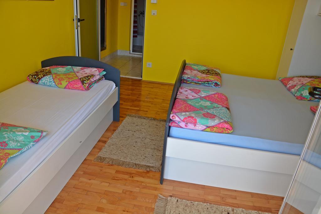 Apartments Gareta Gradac  Bilik gambar